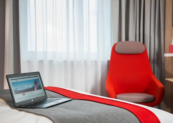 Holiday Inn Express - Glasgow Airport By Ihg