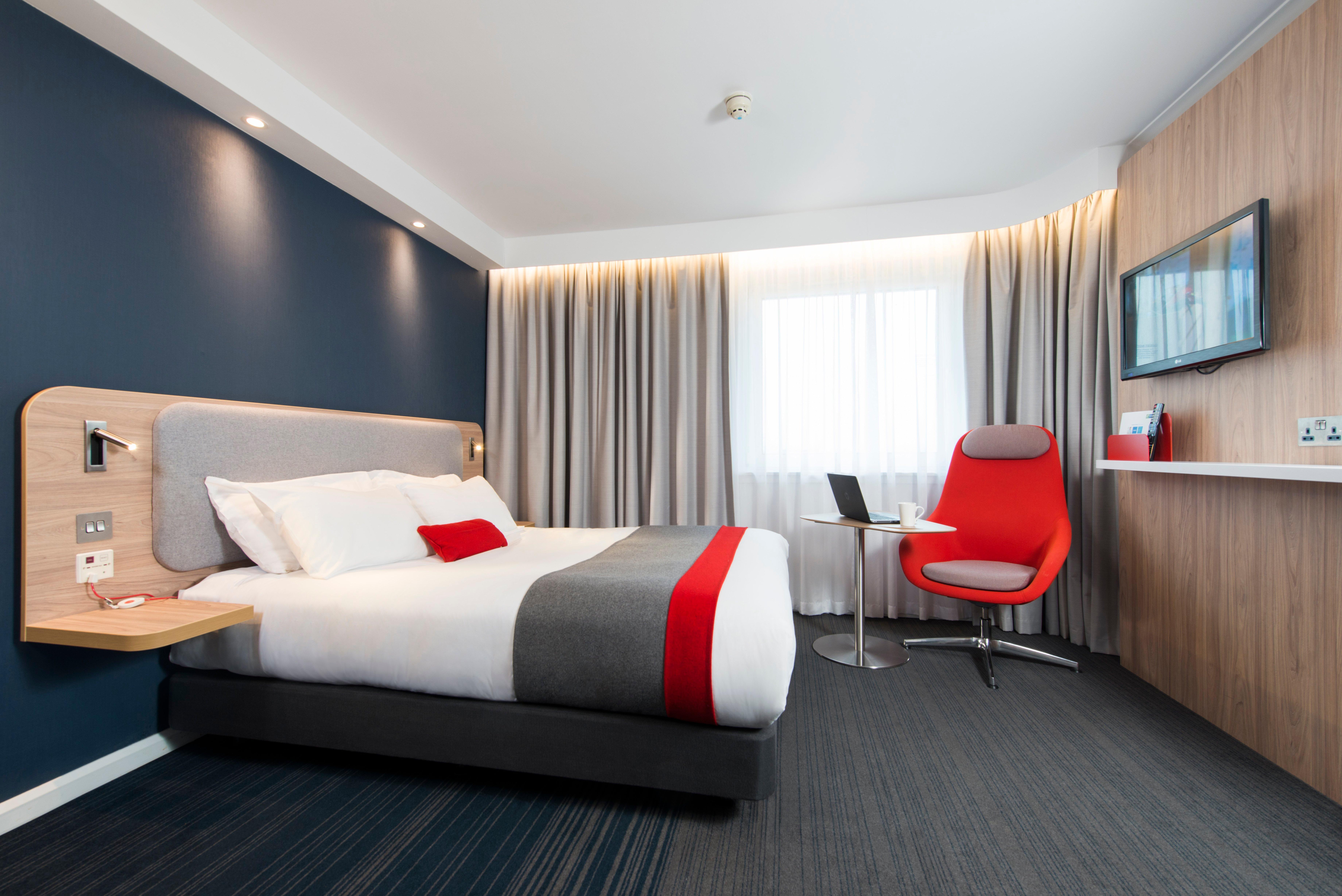 Hotel Express - Glasgow Airport By Ihg 3*