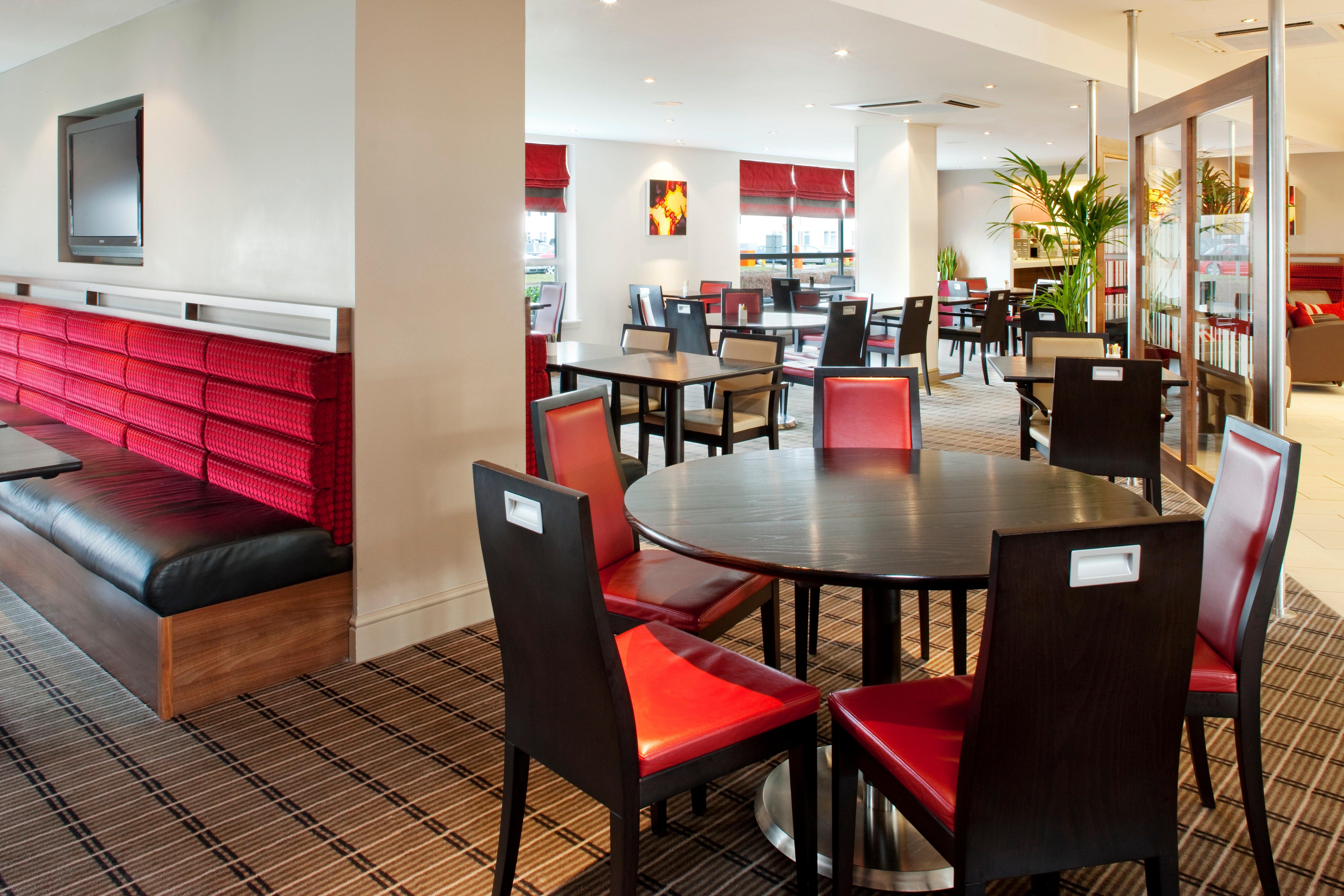 Express - Glasgow Airport By Ihg 3*