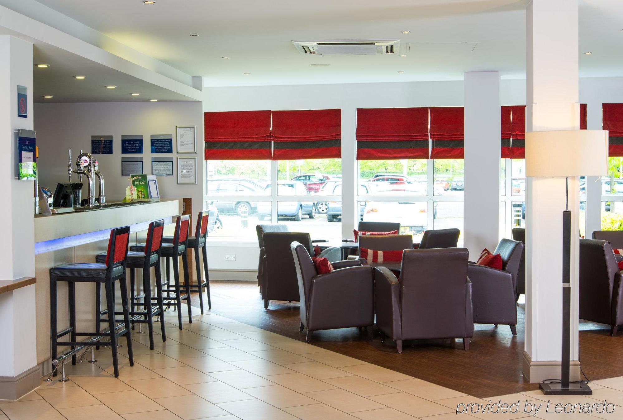 Hotel Express - Glasgow Airport By Ihg 3*
